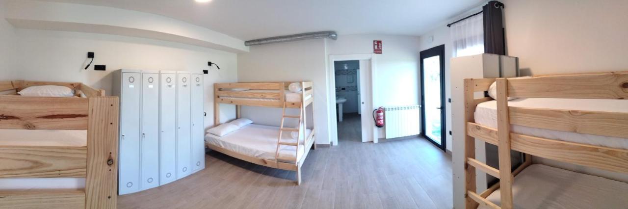 Anam Cara House Hostel Serantes  Bagian luar foto